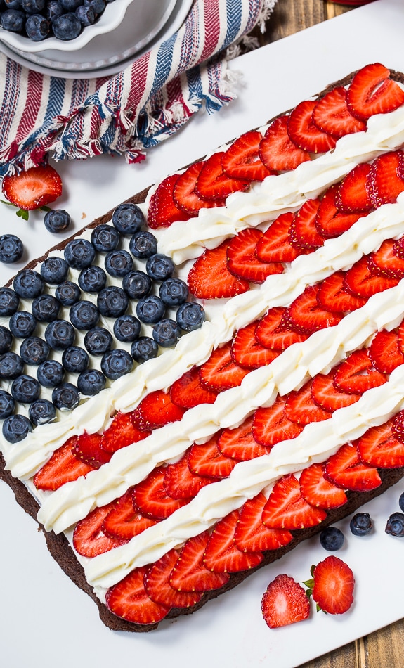 We've found 15 of the Best American Flag Desserts inspired by Old Glory. These red, white and blue desserts will wow your guests at your Fourth of July party or summer family BBQ! These 15 yummy Patriotic Desserts are delicious 4th of July treats. Pin these easy to make Independence Day desserts for later and follow us for more 4th of July Food Ideas. 